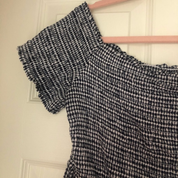 Old Navy Top - Picture 2 of 4